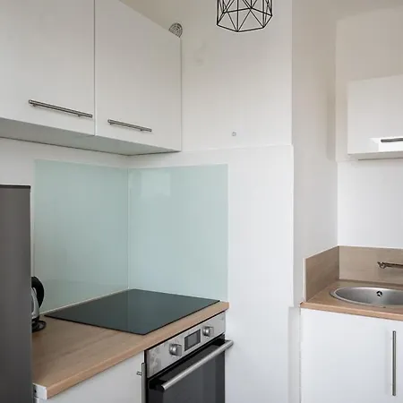 Cocooning 2 Etoiles I Wifi I Clim I 7min A Pied Apartman