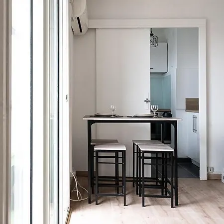 Cocooning 2 Etoiles I Wifi I Clim I 7min A Pied Fréjus